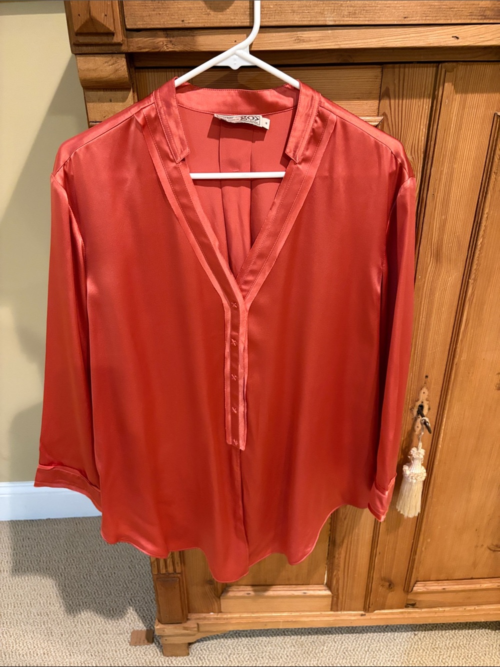 GO BY GO SILK Coral-Red Satin V-Neck Blouse Size M